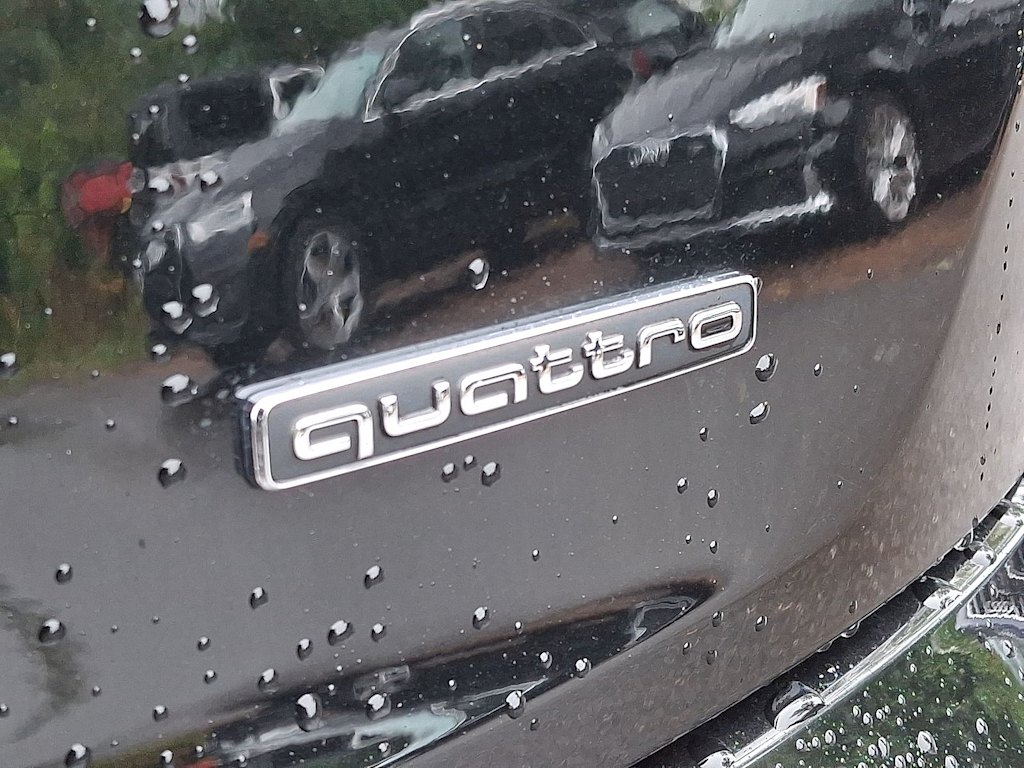 Thumbnail: 2024 Audi Q5 - 7