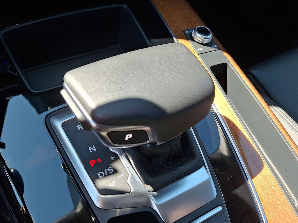 Thumbnail: 2023 Audi Q5 - 15
