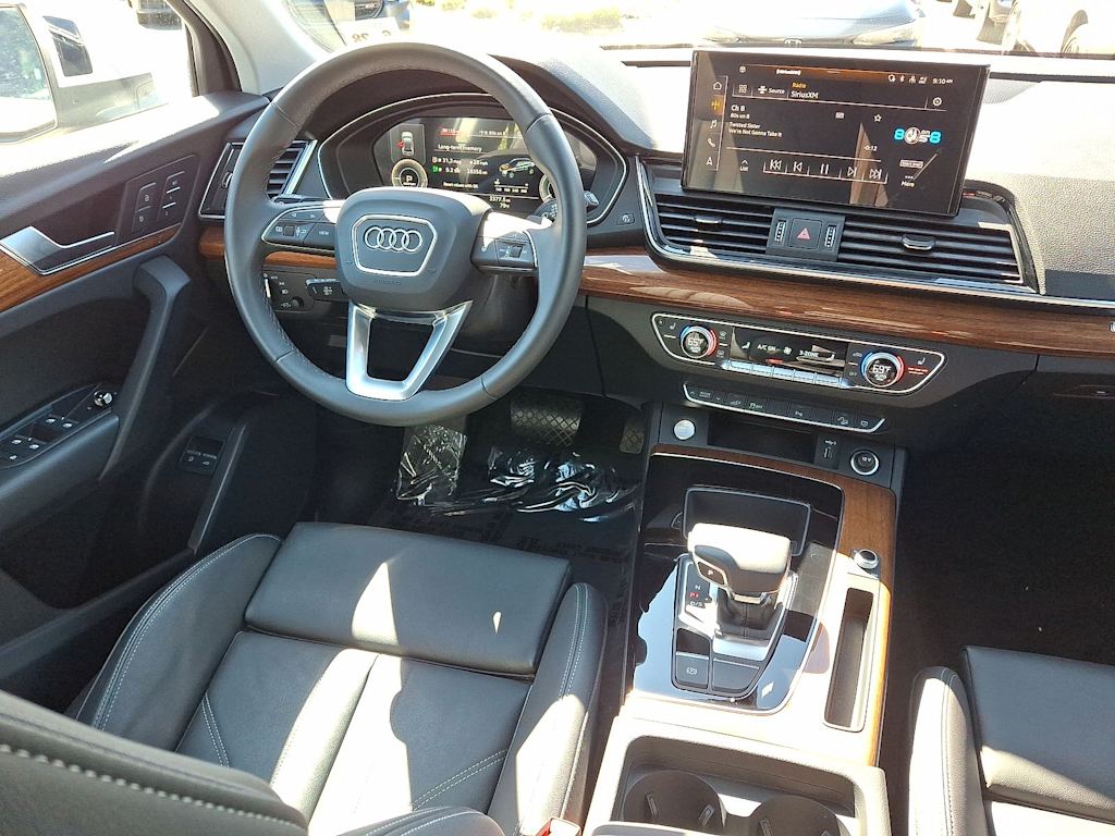 Thumbnail: 2023 Audi Q5 - 12
