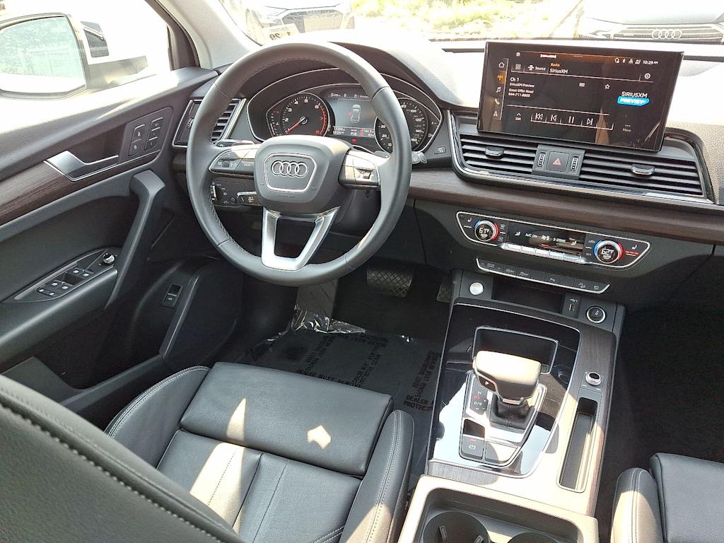 Thumbnail: 2024 Audi Q5 - 12