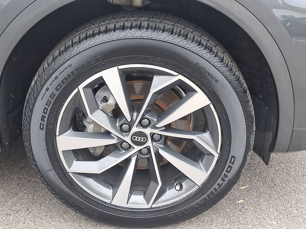 Thumbnail: 2022 Audi Q5 - 8