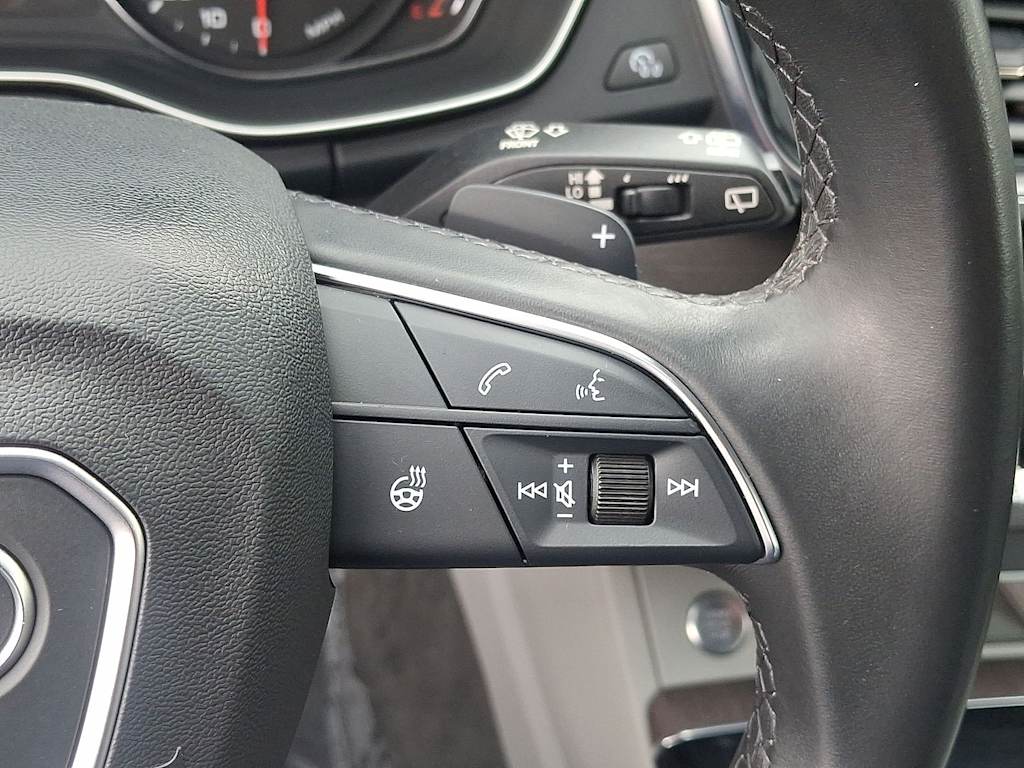 Thumbnail: 2022 Audi Q5 - 22