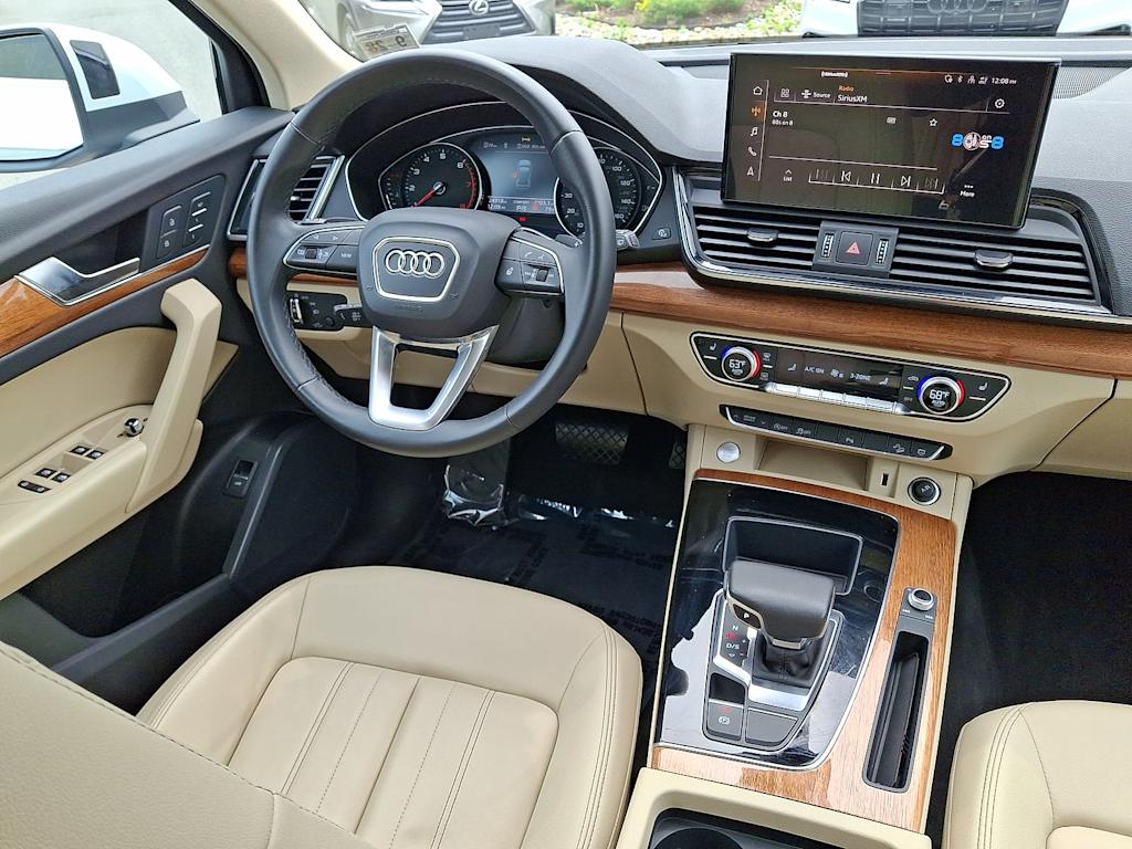 Thumbnail: 2023 Audi Q5 - 12