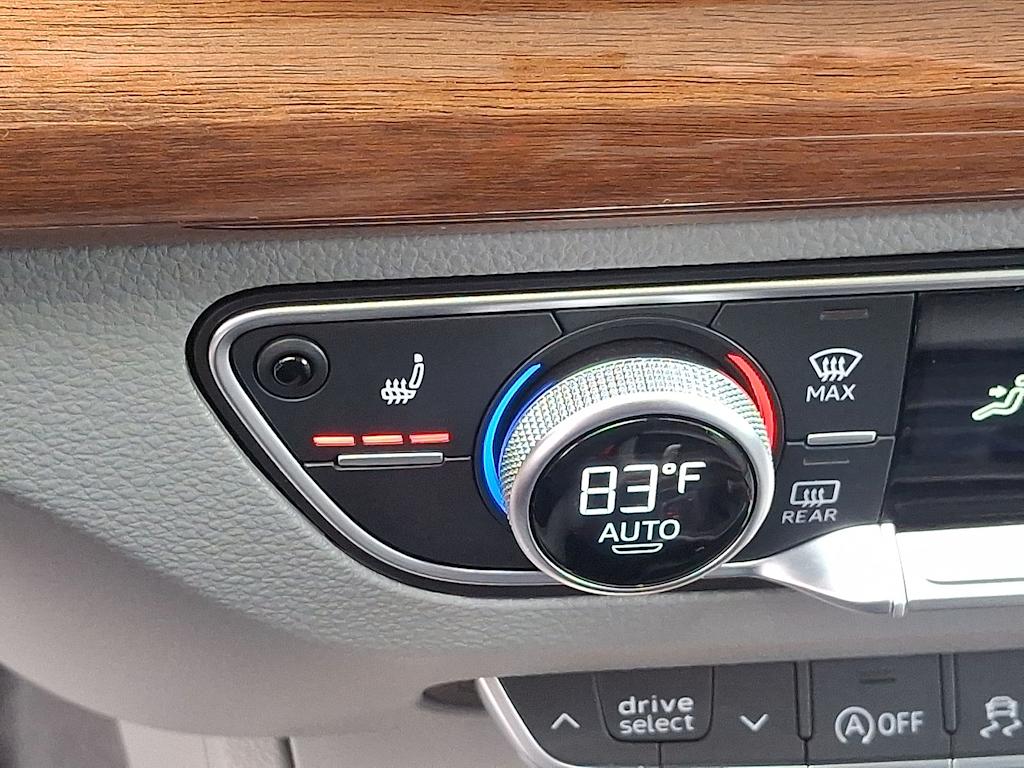 Thumbnail: 2022 Audi Q5 - 20