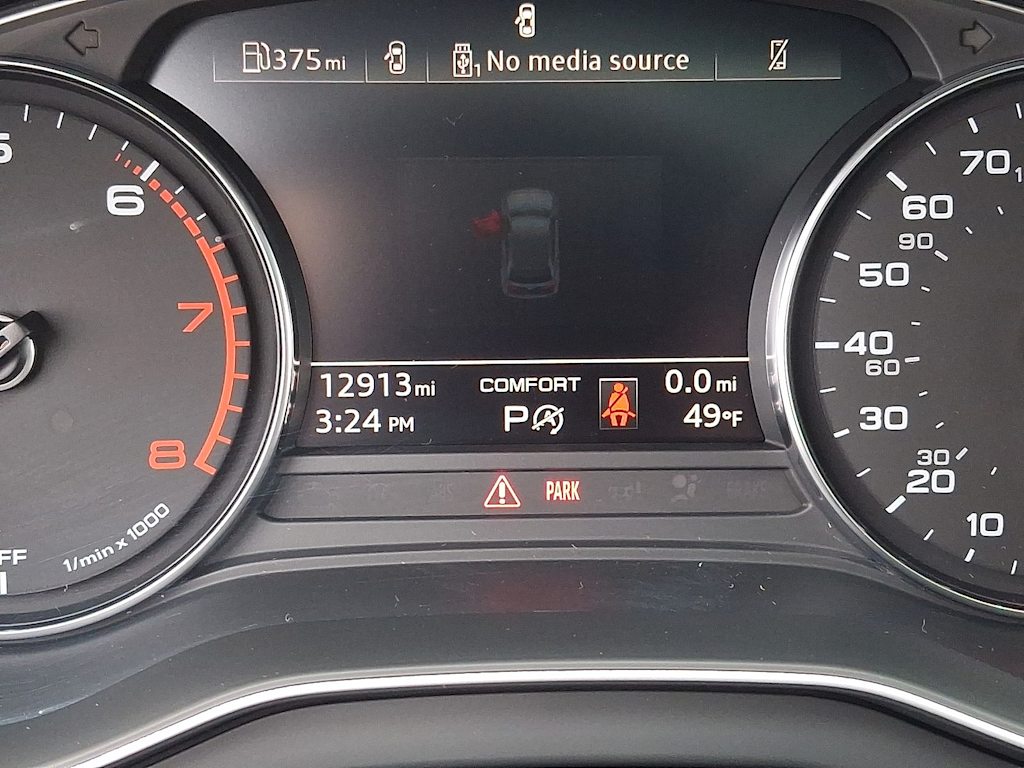 Thumbnail: 2022 Audi Q5 - 11