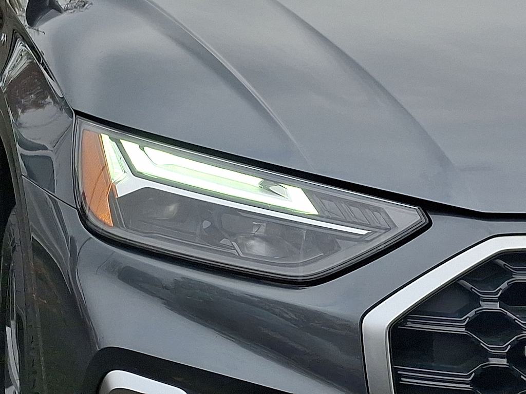 Thumbnail: 2022 Audi Q5 - 25