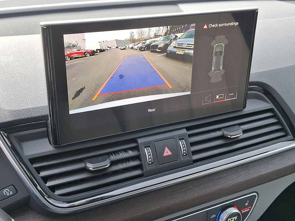 Thumbnail: 2022 Audi Q5 - 20