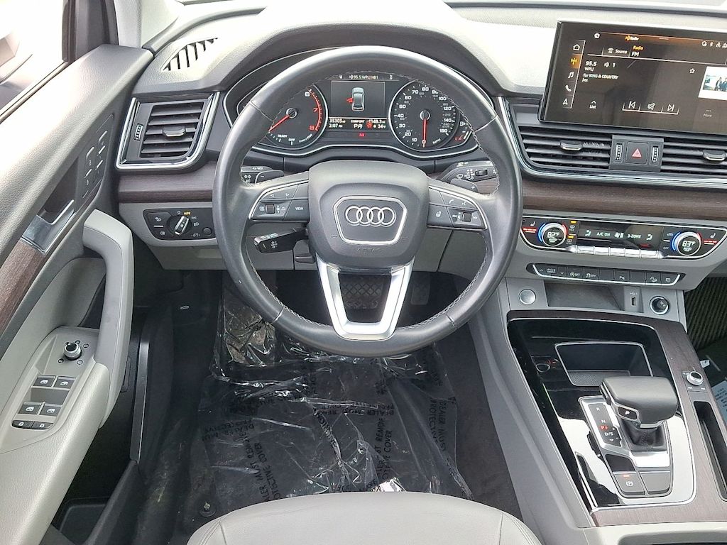 Thumbnail: 2022 Audi Q5 - 9