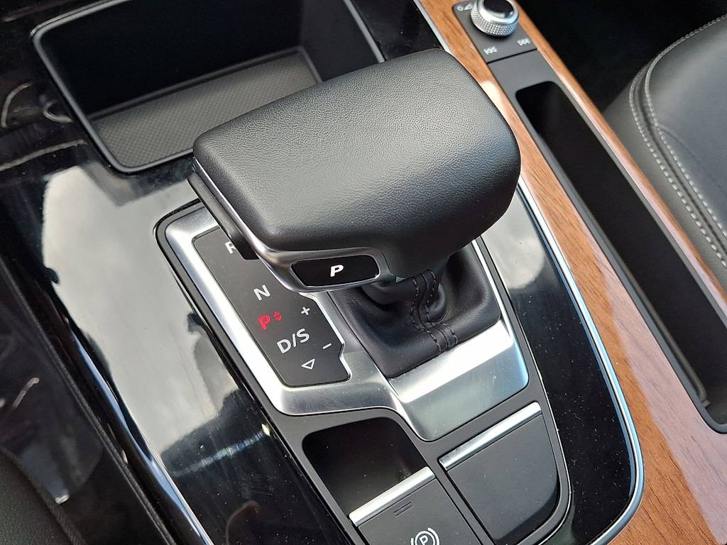 Thumbnail: 2023 Audi Q5 - 15