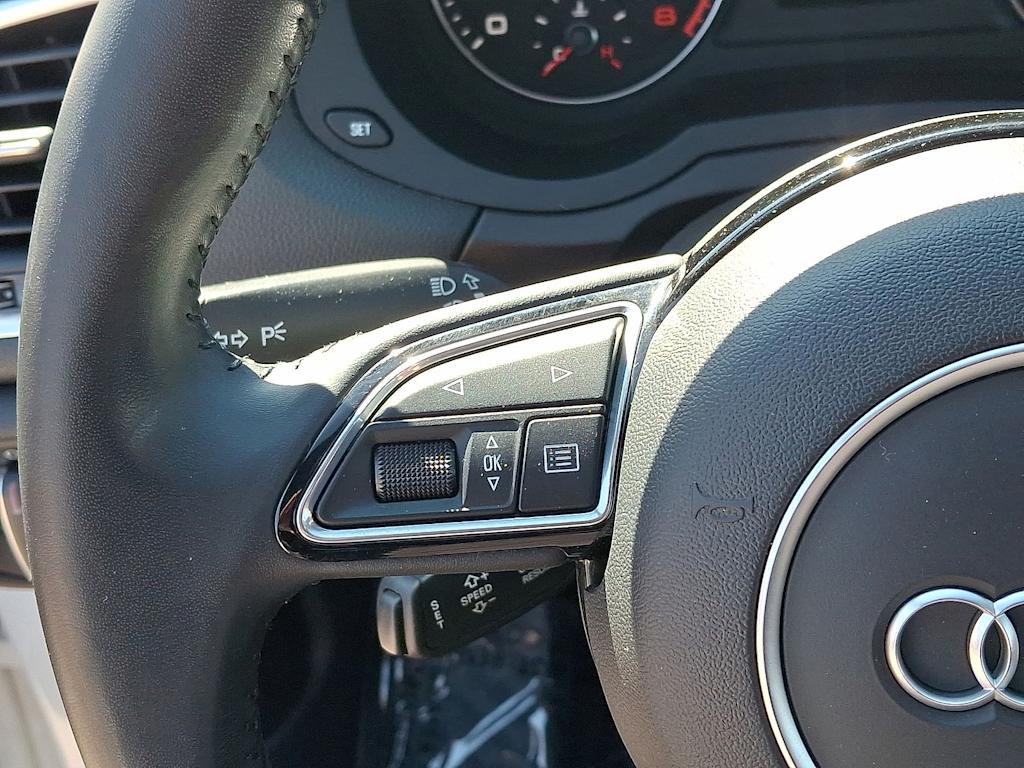 Thumbnail: 2018 Audi Q3 - 21