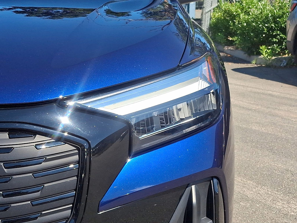 Thumbnail: 2023 Audi Q4 e-tron - 34