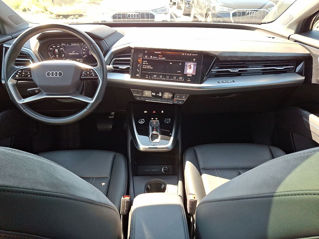 Thumbnail: 2023 Audi Q4 e-tron - 2