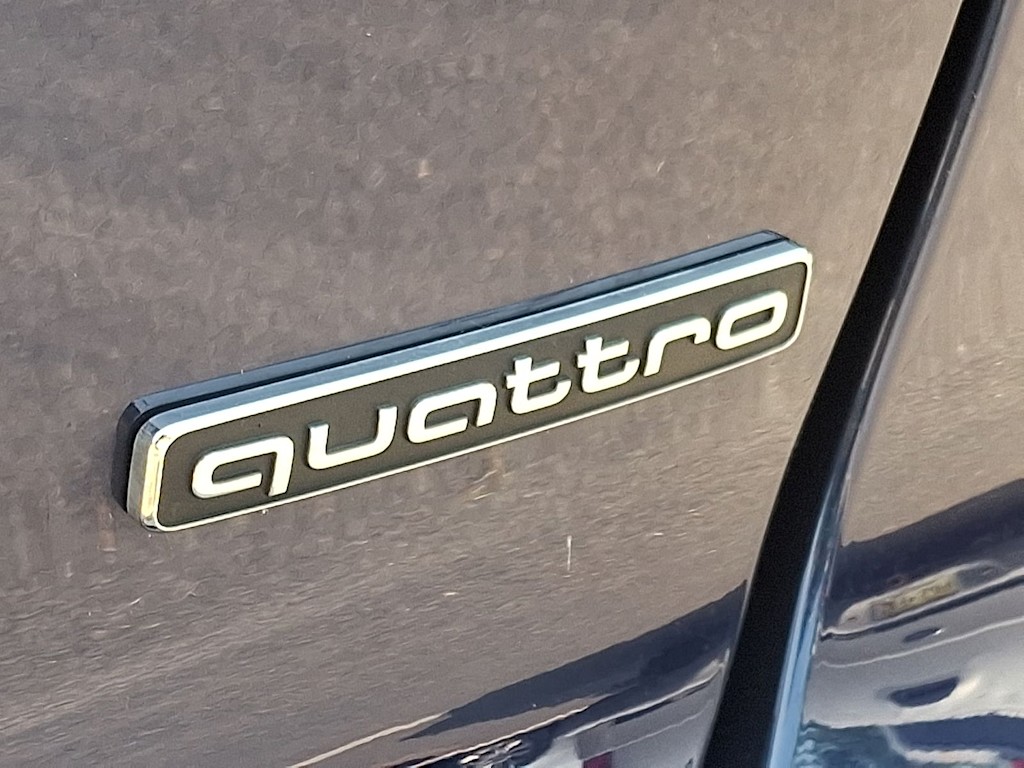 Thumbnail: 2023 Audi Q4 e-tron - 7