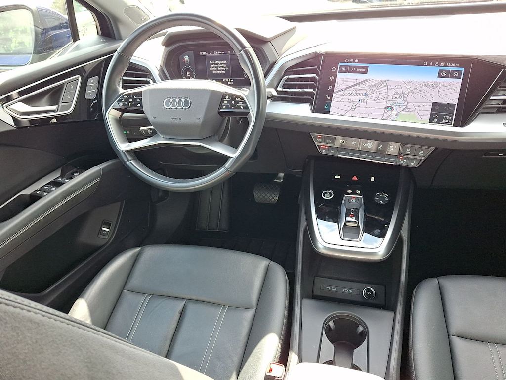 Thumbnail: 2023 Audi Q4 e-tron - 9