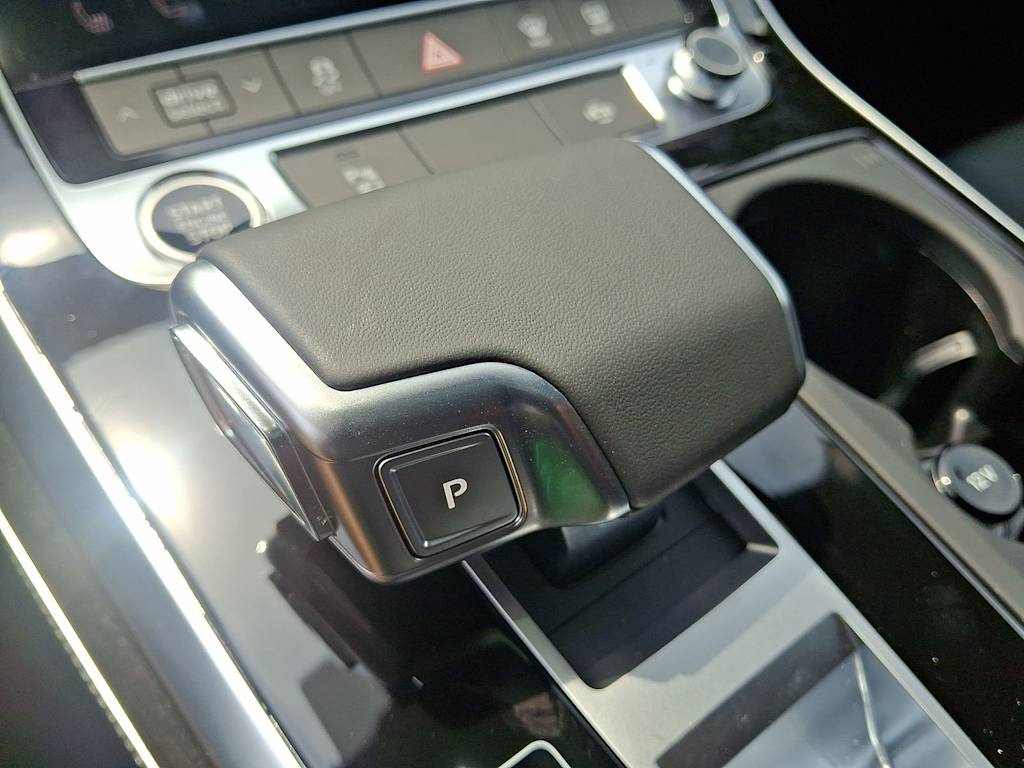 Thumbnail: 2026 Audi Q7 - 25