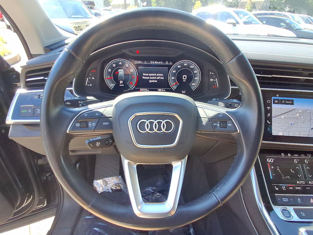 Thumbnail: 2023 Audi Q7 - 12