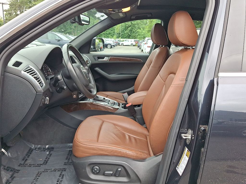 Thumbnail: 2012 Audi Q5 - 11