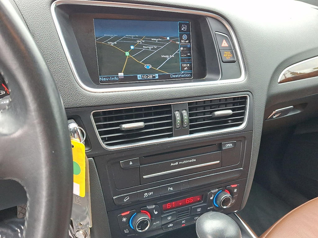 Thumbnail: 2012 Audi Q5 - 15