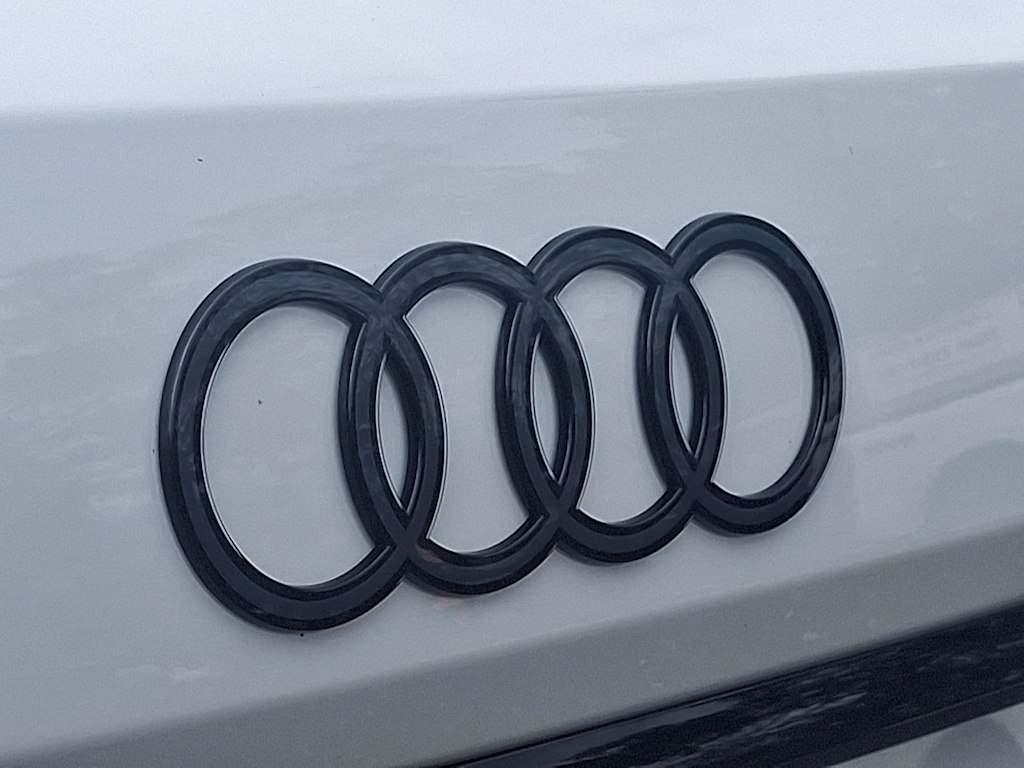 Thumbnail: 2026 Audi Q7 - 7