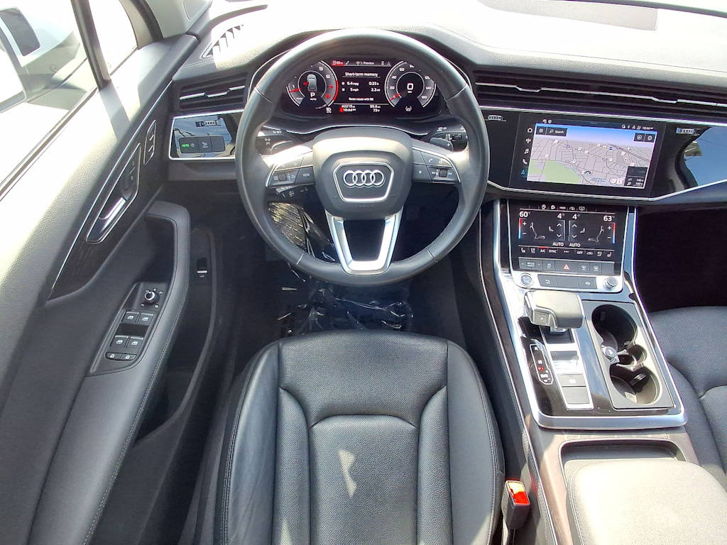 Thumbnail: 2023 Audi Q7 - 13