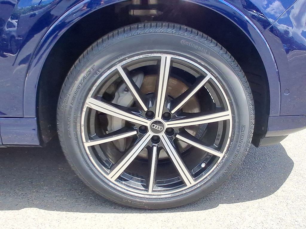 Thumbnail: 2023 Audi Q7 - 7