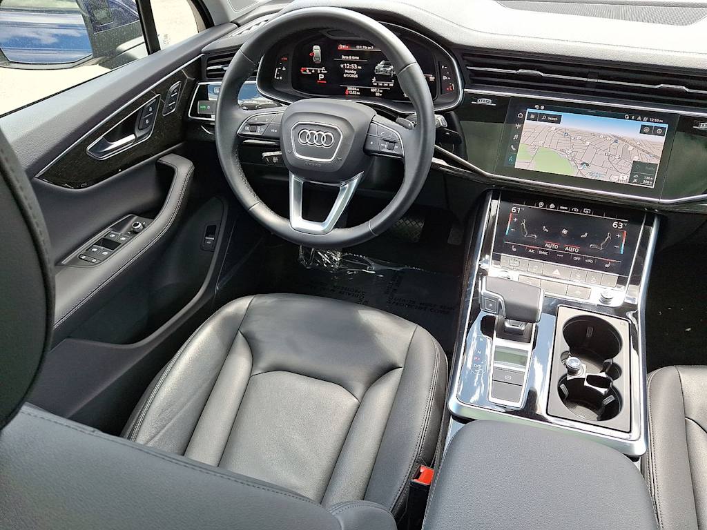 Thumbnail: 2023 Audi Q7 - 9