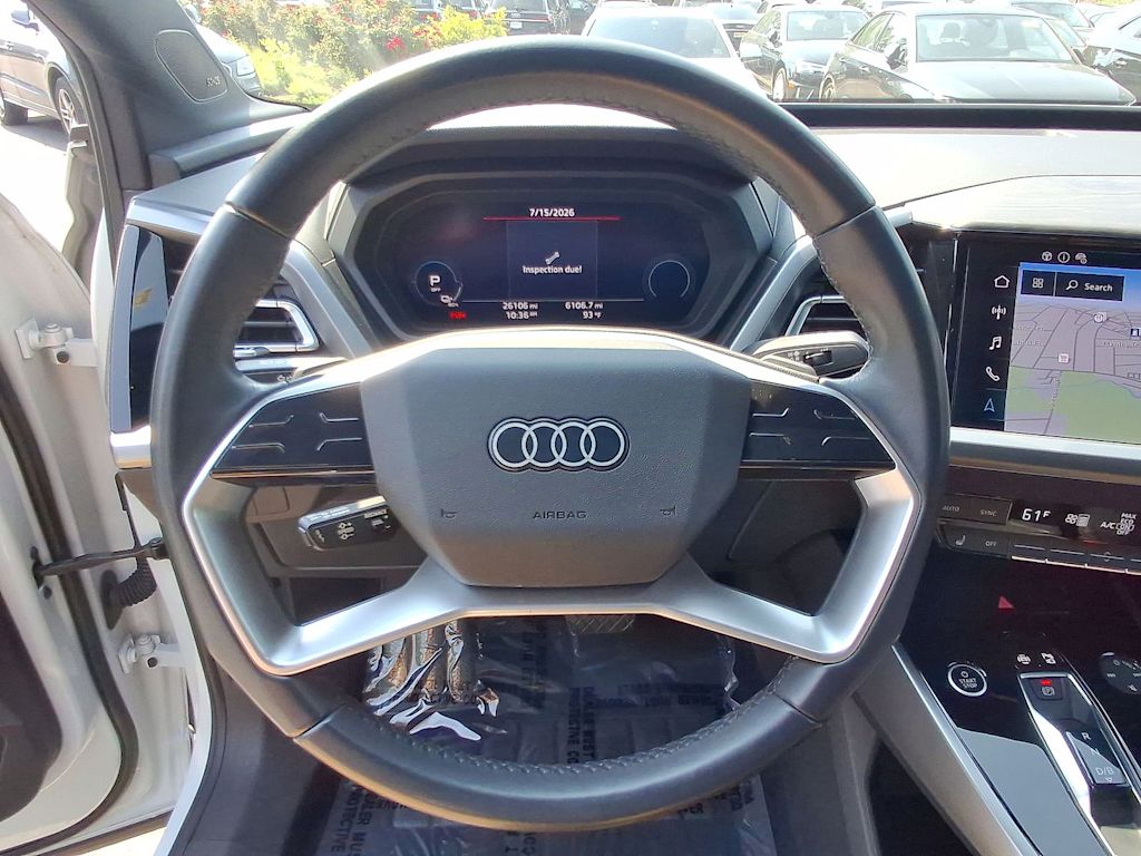 Thumbnail: 2023 Audi Q4 e-tron - 12