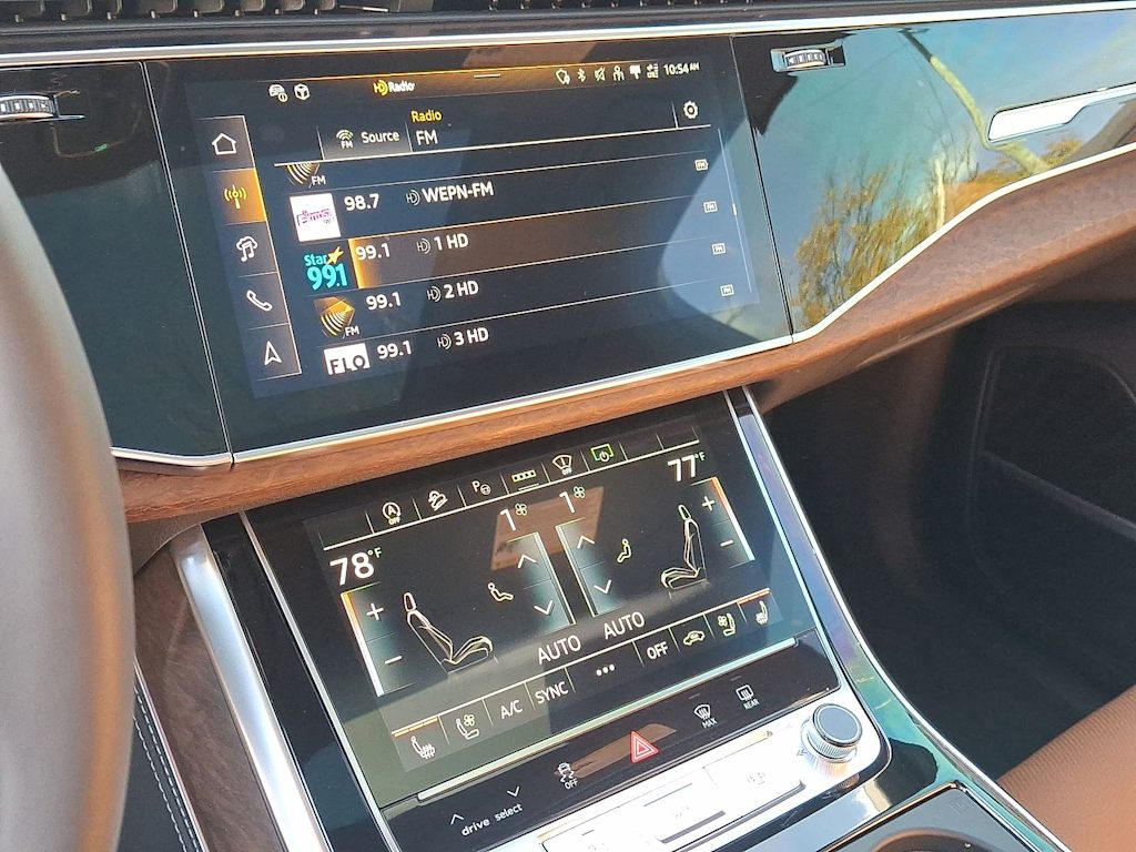 Thumbnail: 2025 Audi Q7 - 12