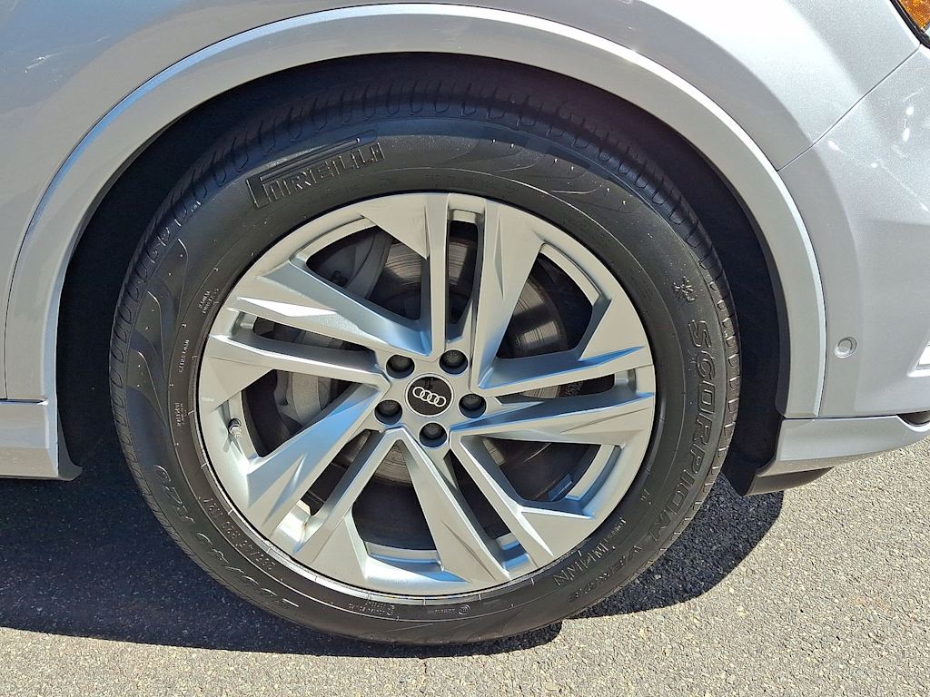 Thumbnail: 2022 Audi Q7 - 8