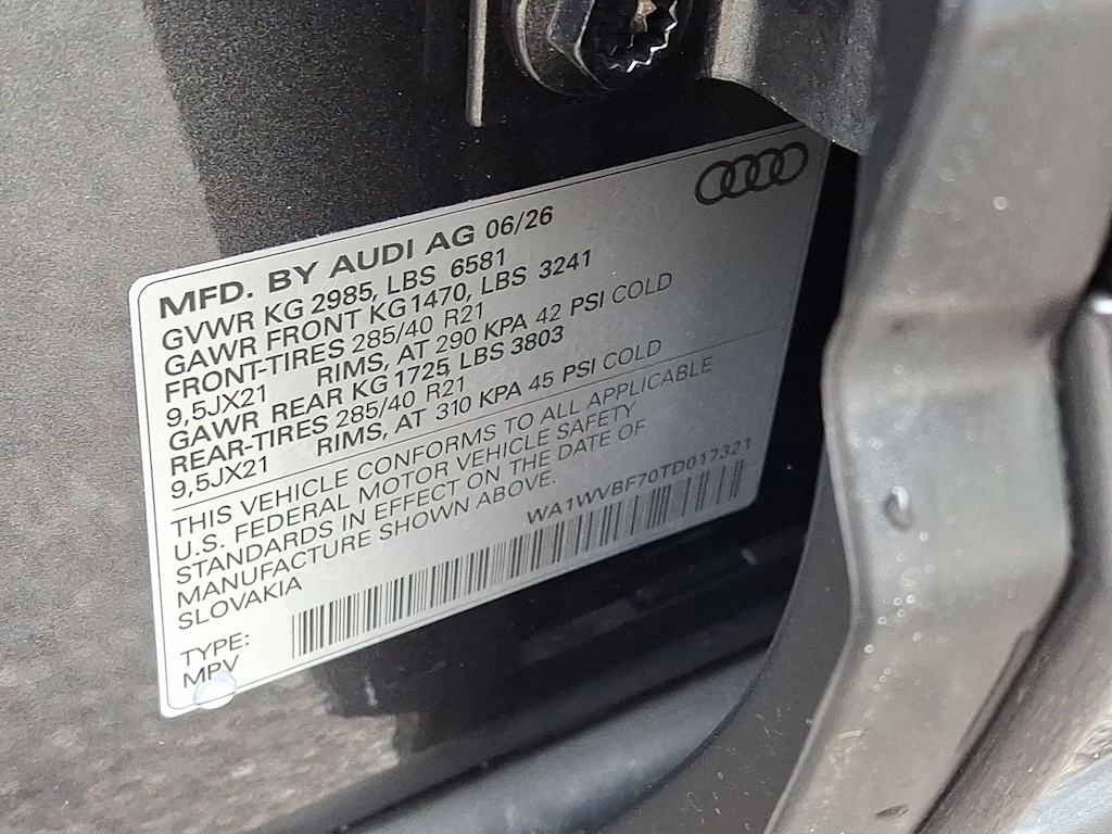 Thumbnail: 2026 Audi Q7 - 13