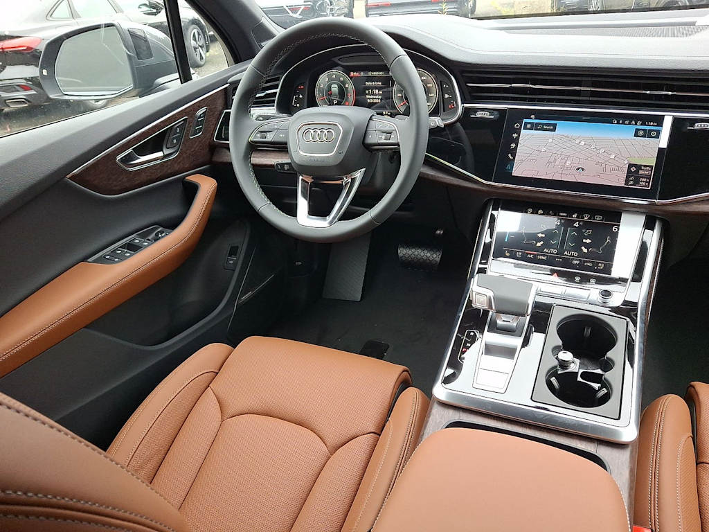 Thumbnail: 2026 Audi Q7 - 7