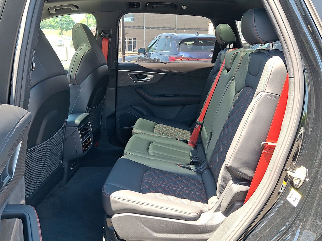 Thumbnail: 2026 Audi Q7 - 24