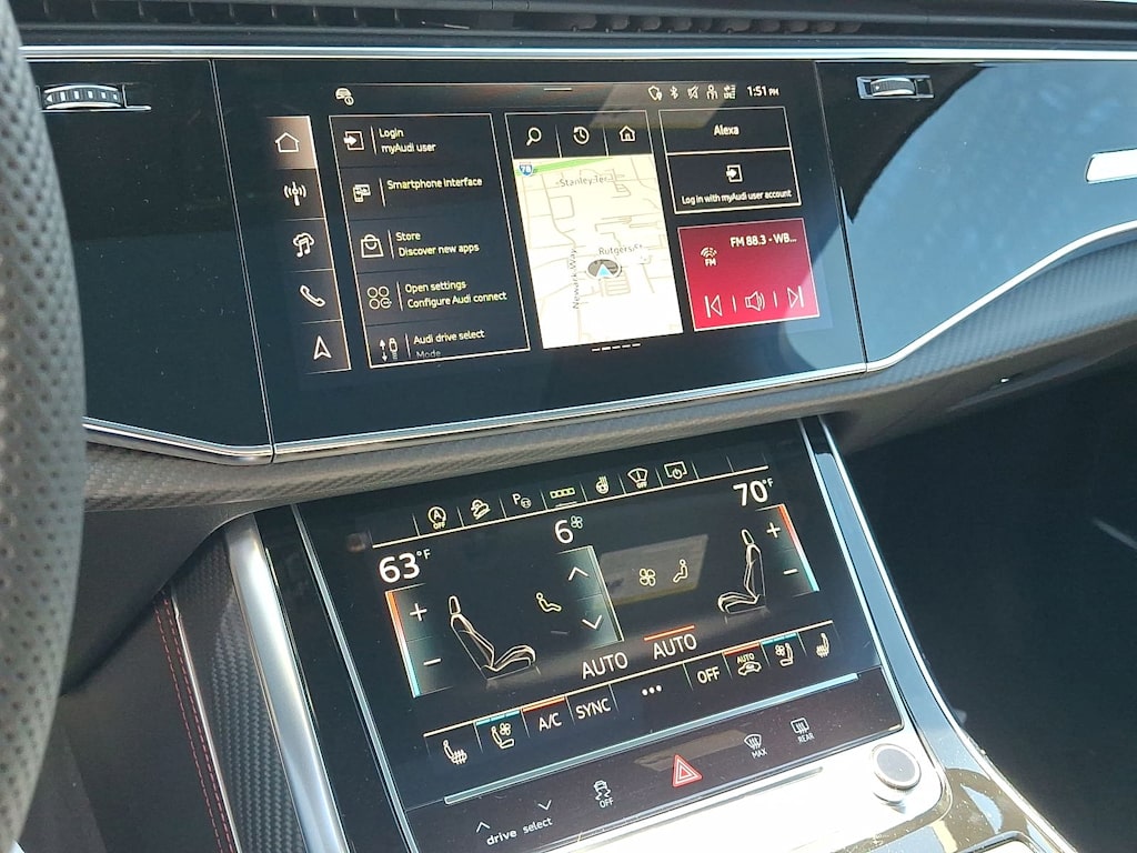 Thumbnail: 2026 Audi Q7 - 10