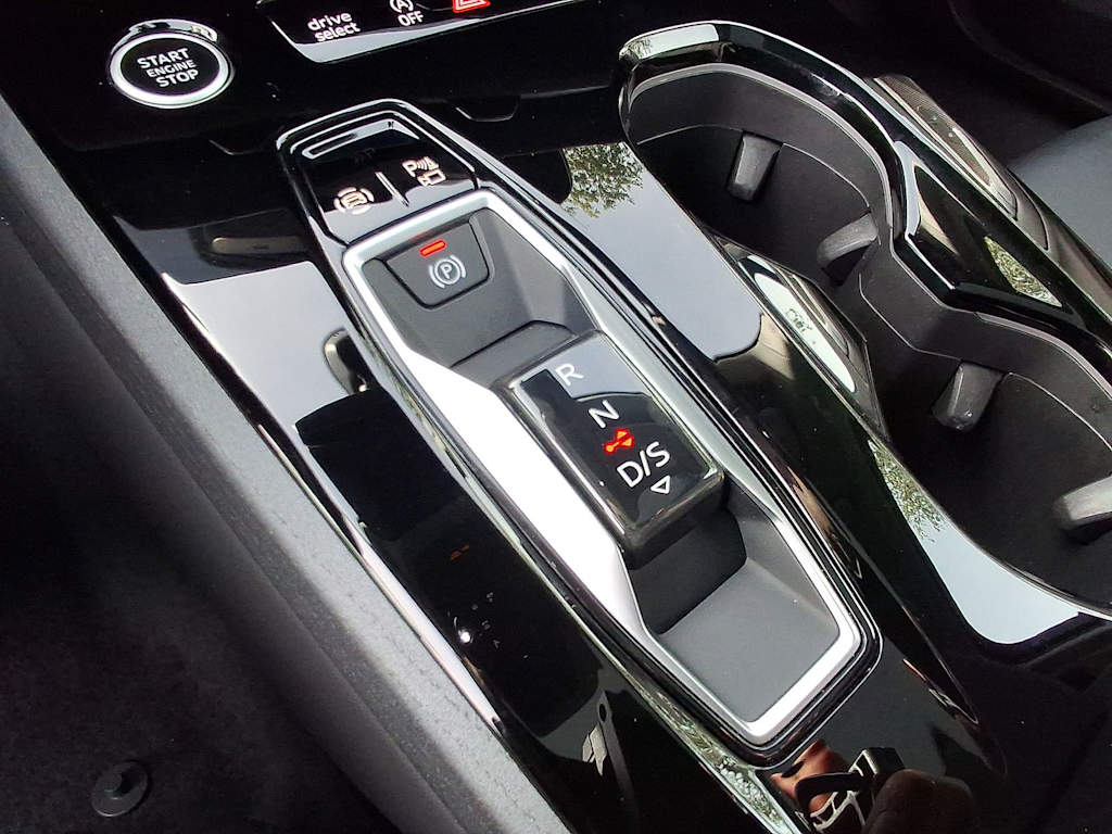 Thumbnail: 2025 Audi A5 - 15