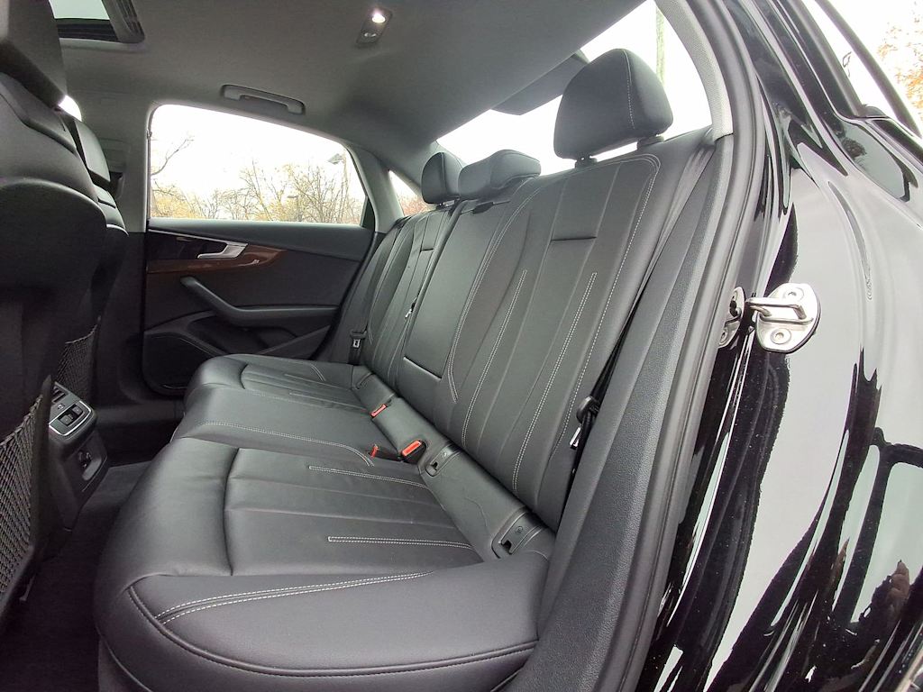 Thumbnail: 2023 Audi A4 - 11