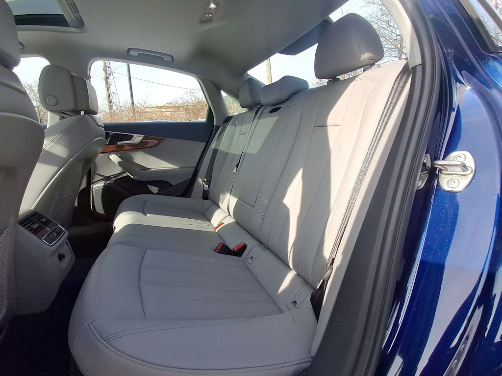 Thumbnail: 2023 Audi A4 - 11