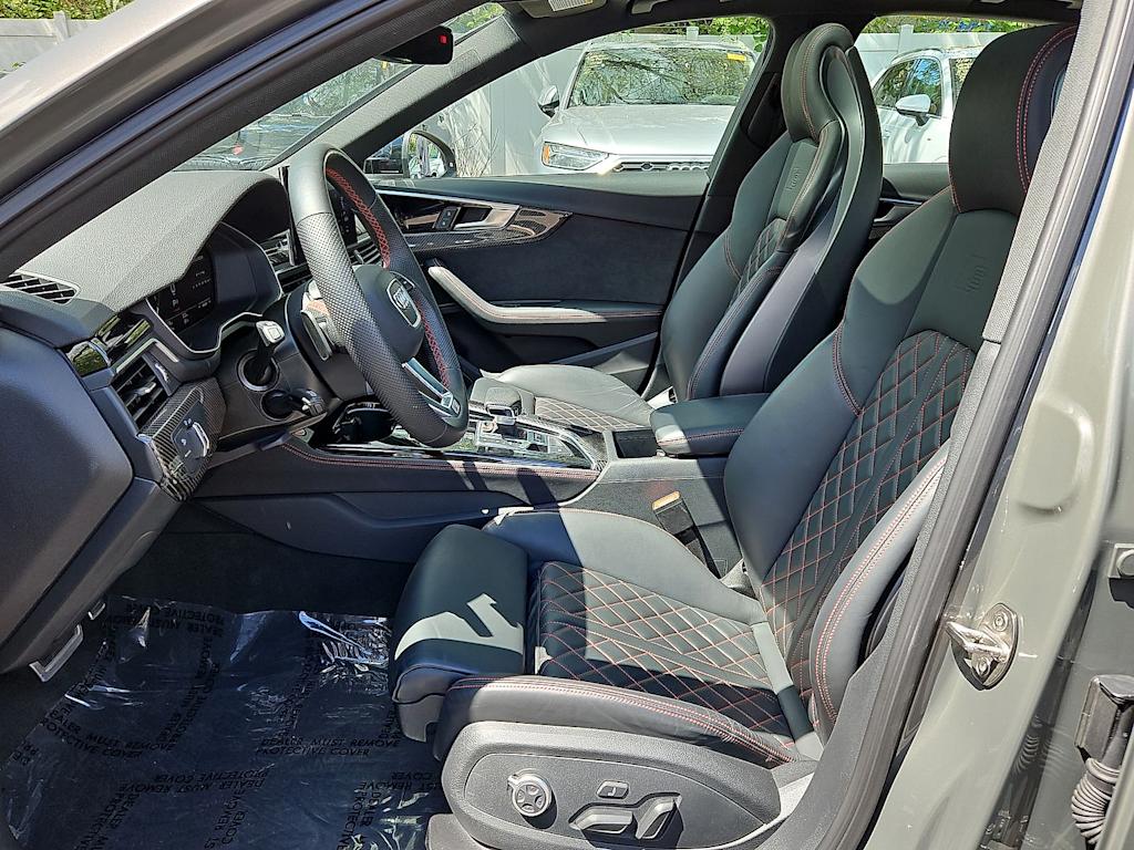 2023 Audi S4 Premium Plus 10
