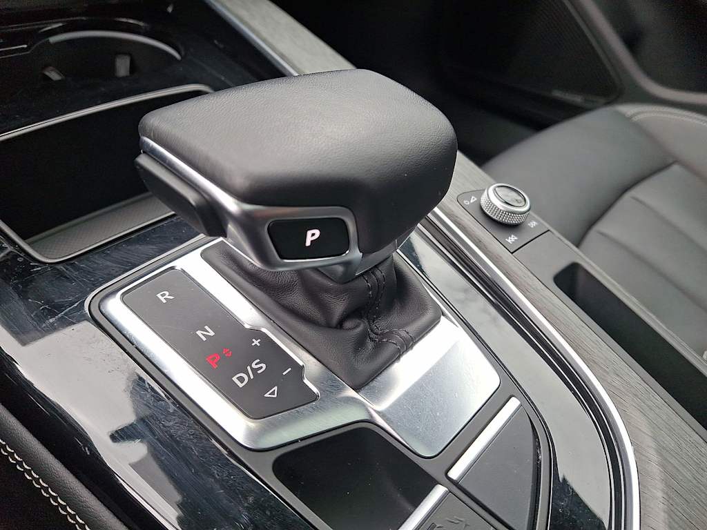 2022 Audi A4 Premium Plus 13