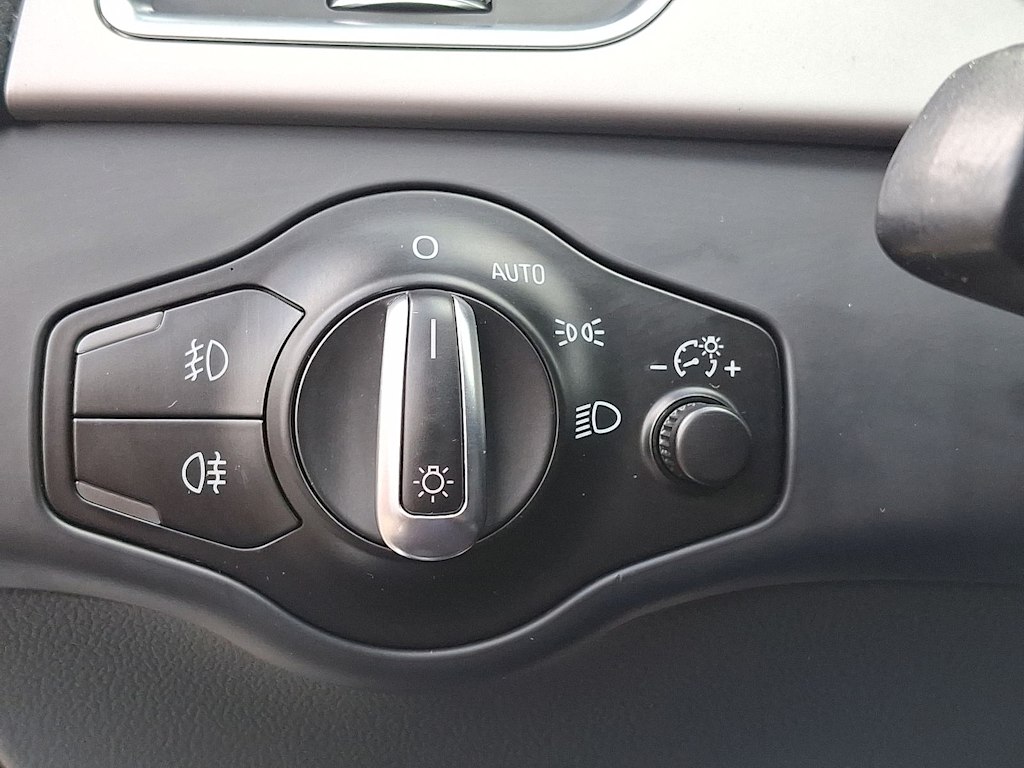 Thumbnail: 2015 Audi A4 - 20