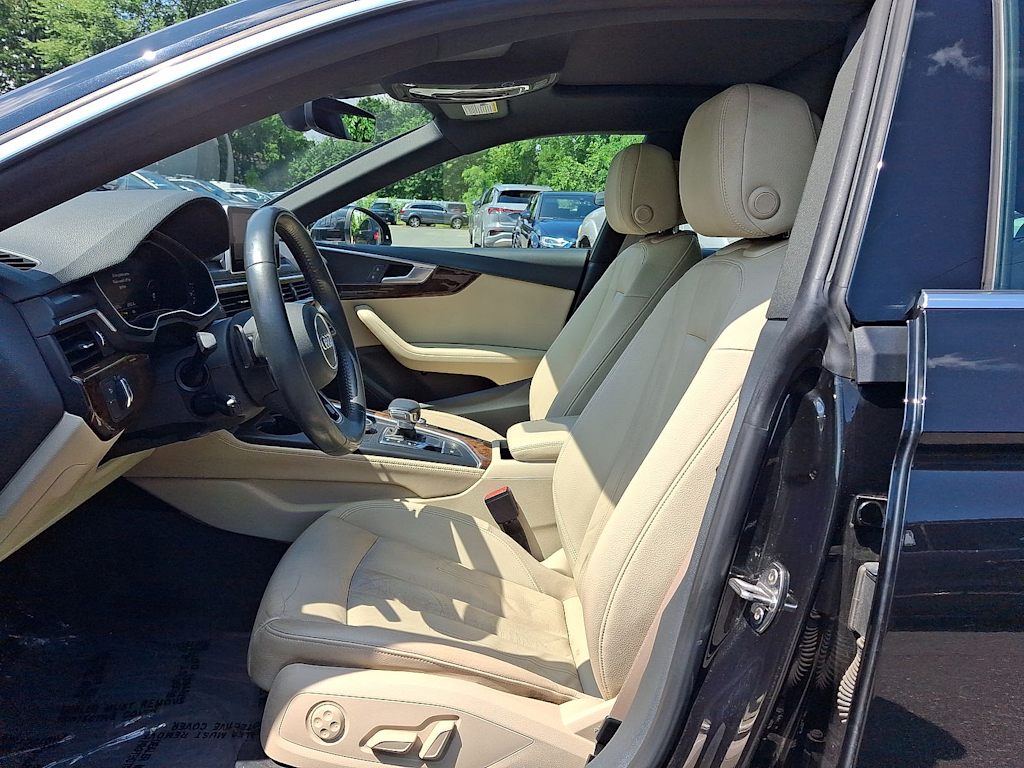 Thumbnail: 2019 Audi A5 - 10