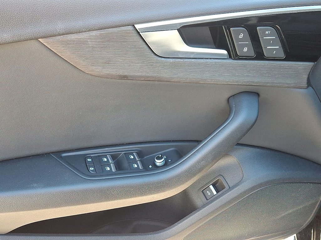 Thumbnail: 2023 Audi A4 - 16