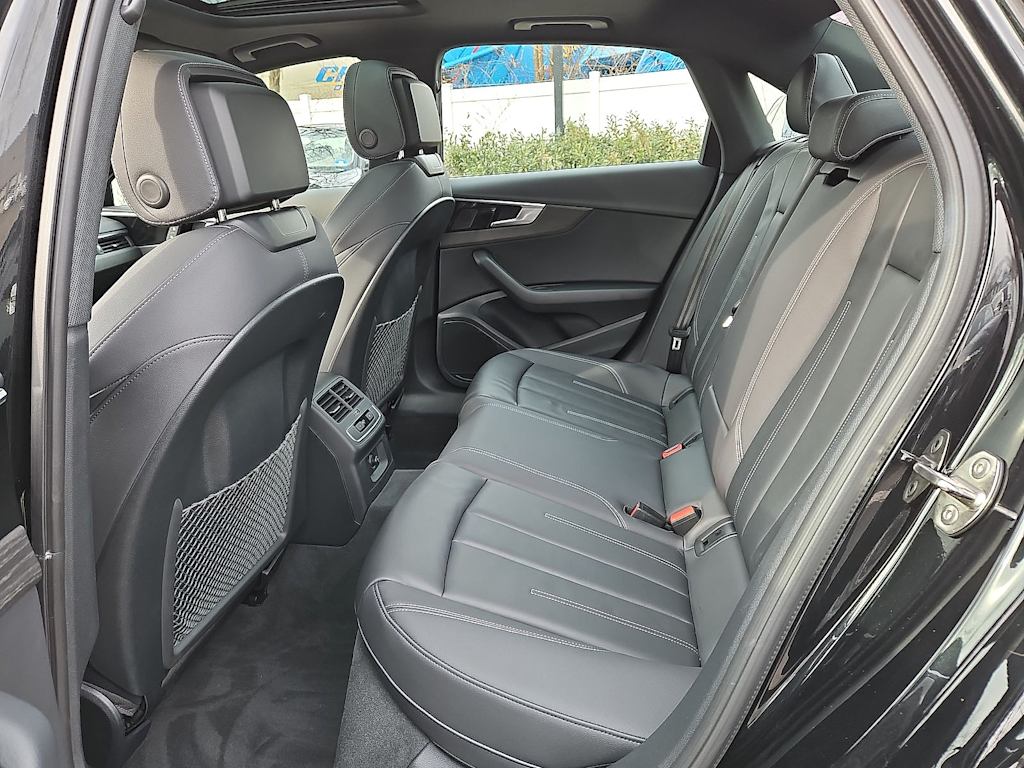 Thumbnail: 2023 Audi A4 - 11