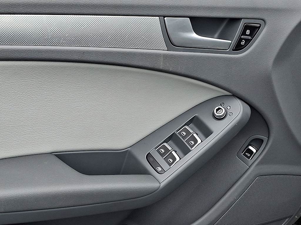 Thumbnail: 2015 Audi A4 - 17