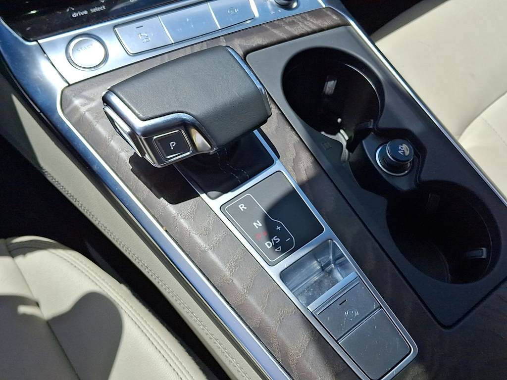 Thumbnail: 2020 Audi A6 - 26