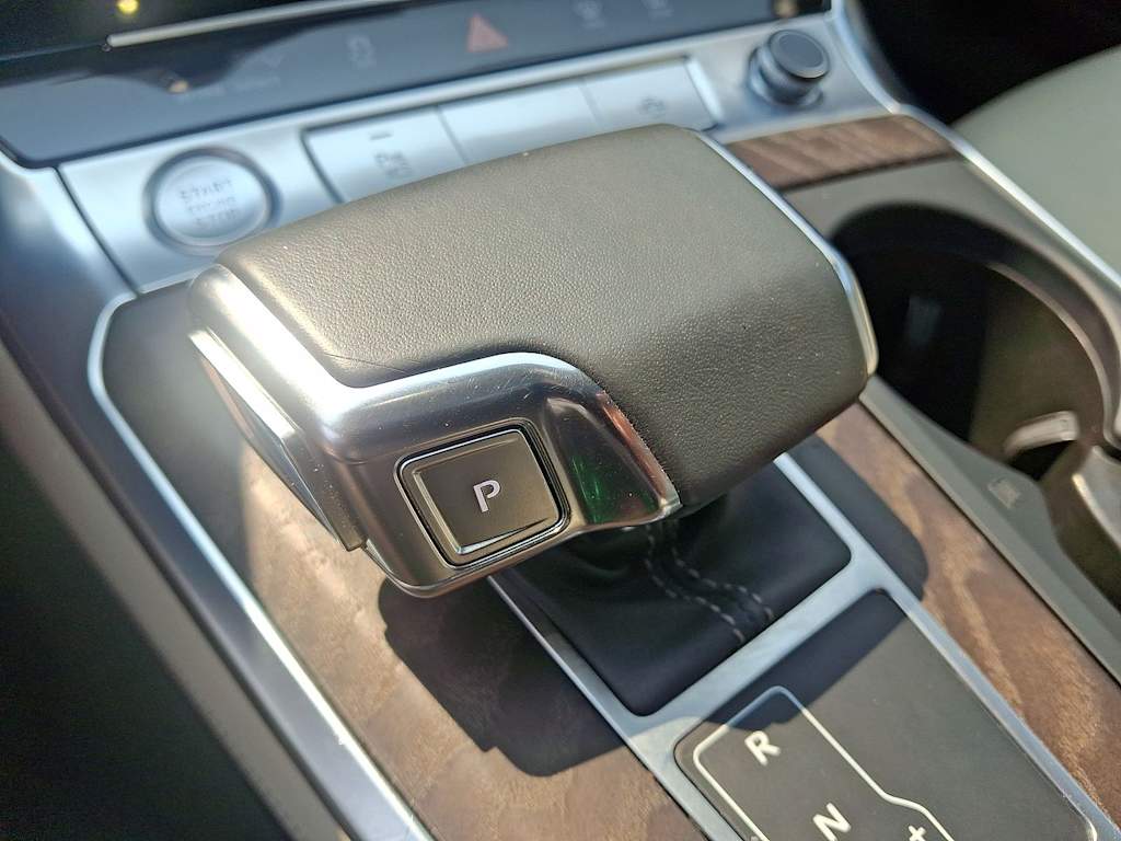 Thumbnail: 2020 Audi A6 - 24