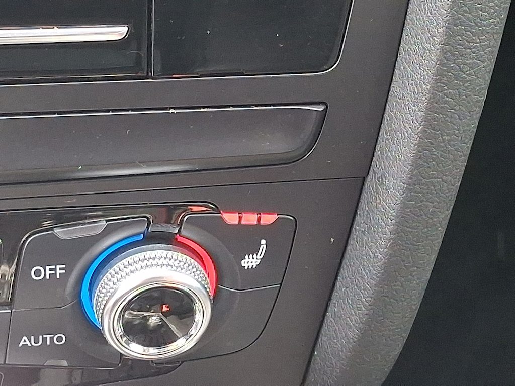 Thumbnail: 2016 Audi A4 - 23