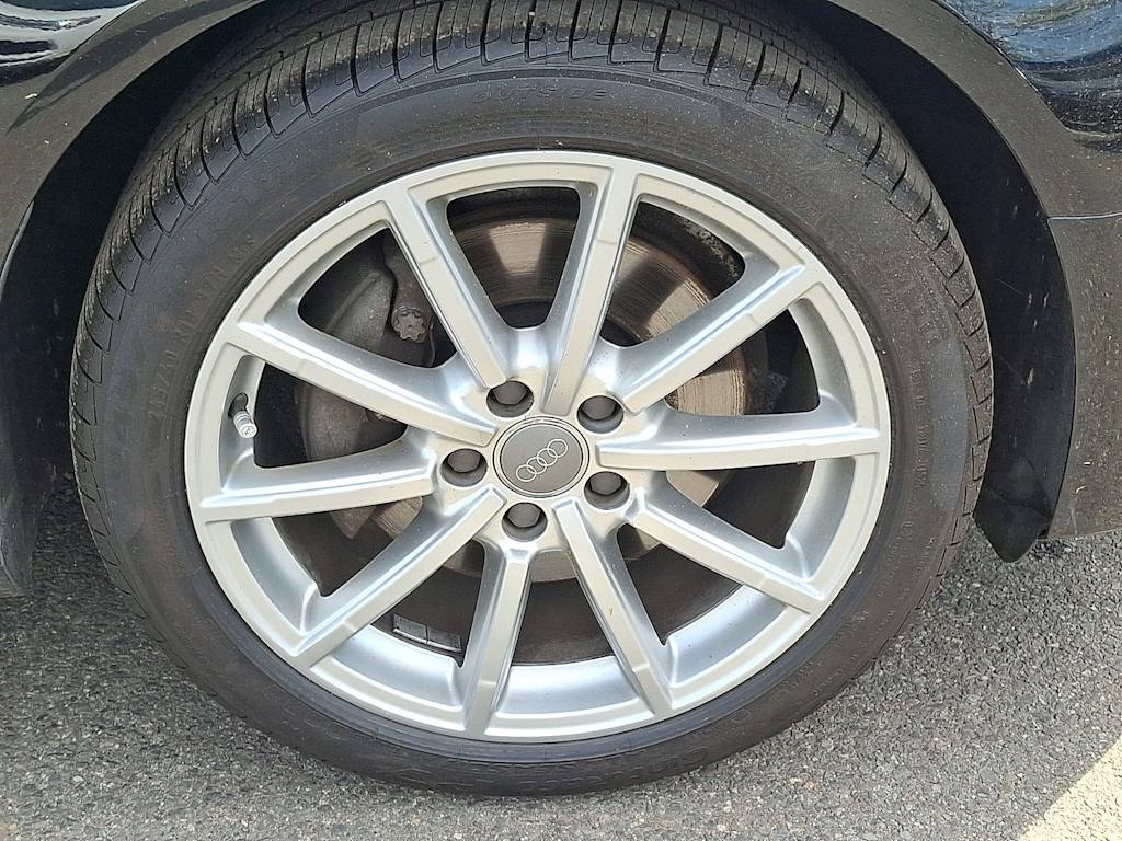 Thumbnail: 2016 Audi A4 - 8