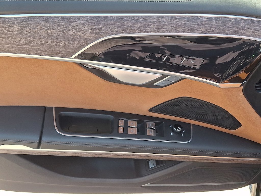 Thumbnail: 2023 Audi A8 - 23