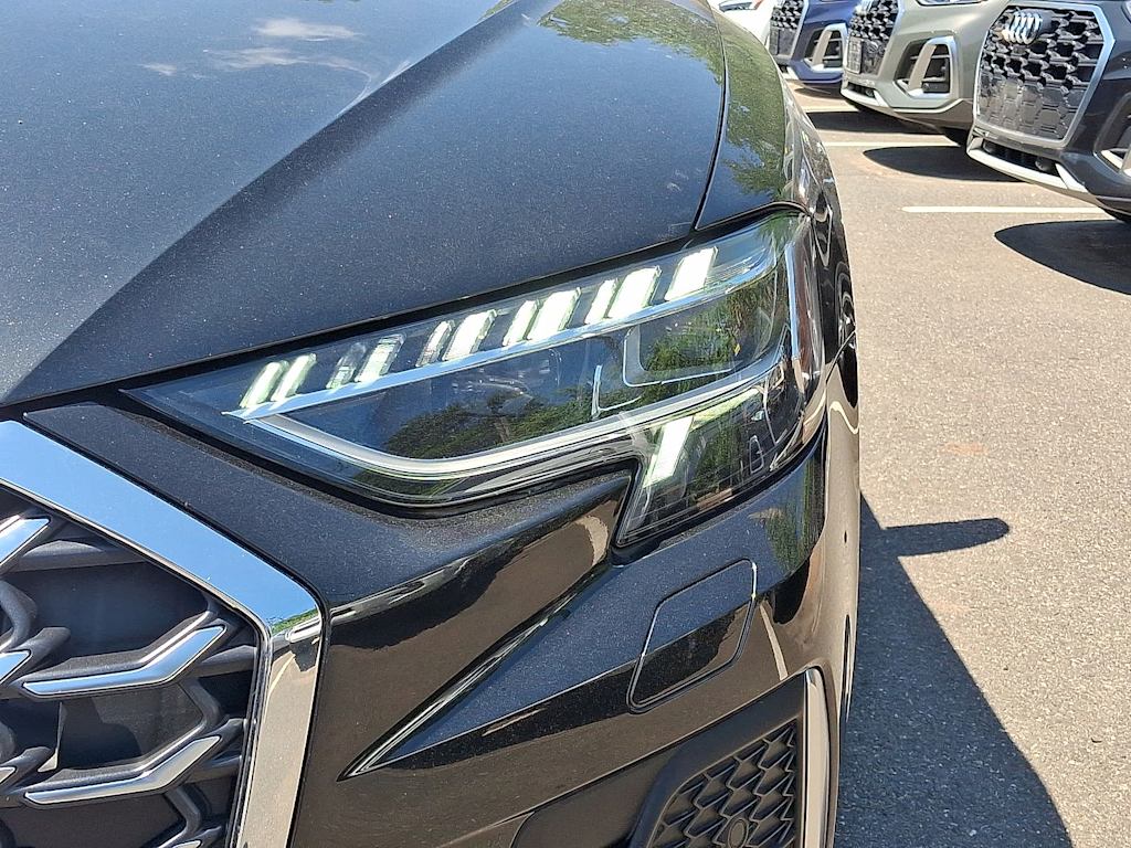 Thumbnail: 2023 Audi S8 - 34