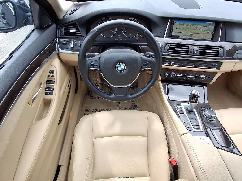 Thumbnail: 2015 BMW 5 Series - 13